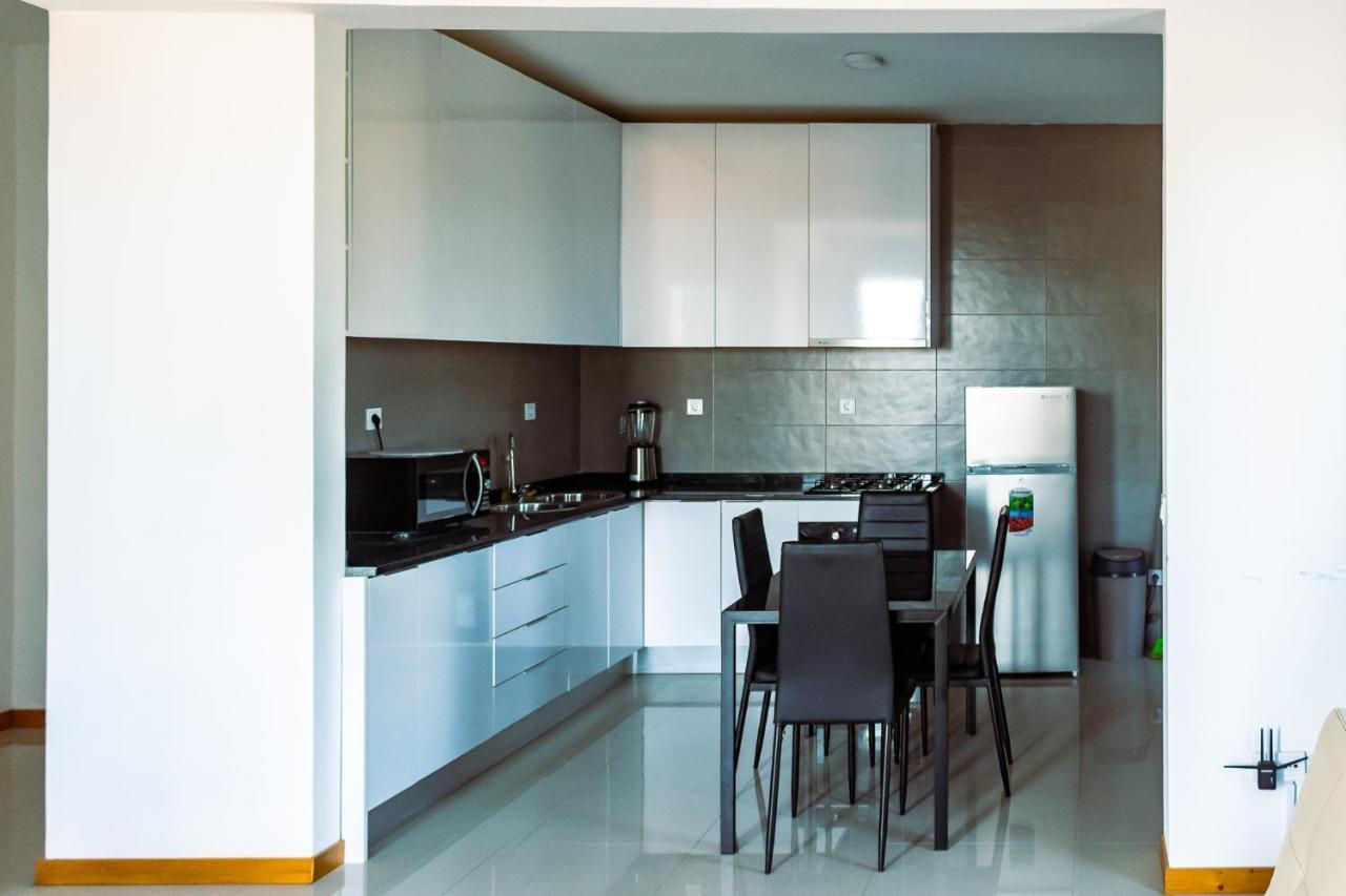 Beautiful&brand new 2 bedrooms apartment/ Magnifico e novo apartamento T2 Praia Esterno foto